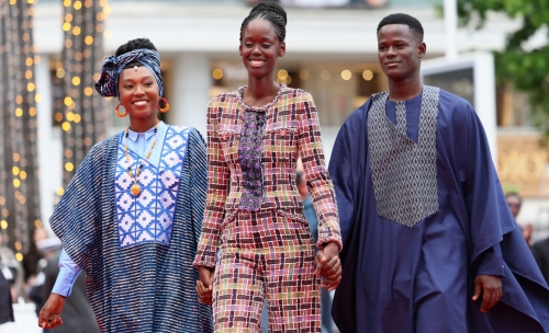 montee-des-marches-festival-cannes-film-senegalais-banel-et-adama-ramata-toulaye-sy.jpg