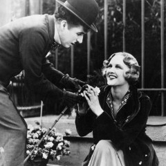 1236978765_charlie_chaplin__les_lumiere_de_la_ville__1931.jpg