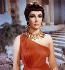 Liz-Taylor+Cleopatra-734407.jpg