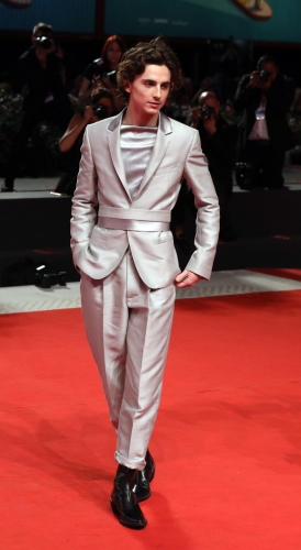 timothee-chalamet-a-la-mostra-de-venise.jpg