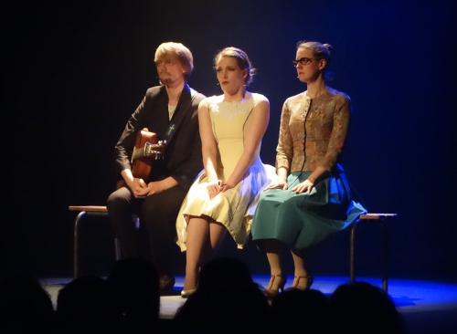 BLOND AND BLOND AND BLOND, RENCONTRES THEATRALES DE TOMBLAINE, AUX ACTES CITOYENS