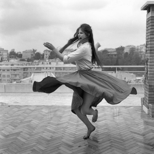 claudia-cardinale-s-timeless-style.jpg