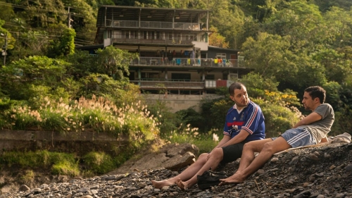 pour la france de rachid hami,cinéma,karim leklou,shaïn boumedine,lubna azabal,laurent lafitte,samir guesmi,lyes salem,slimane dazi